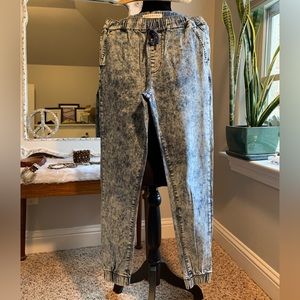 Bullhead Joggers Jeans Elastic Waist Draw String Elastic Ankle Stone Wash Size S